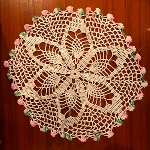 VINTAGE—Beautiful Handmade Knitted Doily—Off-White w/ Pink & Green Trim